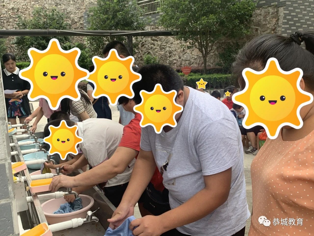 自治县特殊教育资源中心举行特殊儿童自理能力比赛409 / 作者:论坛小编04 / 帖子ID:274501