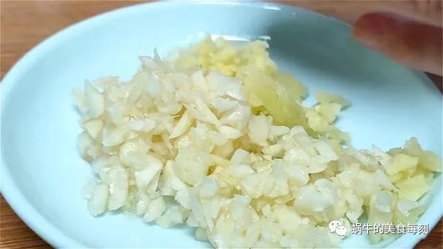 豆腐试试这样做，加点猪肉，麻辣鲜香好下饭，吃着汤汁都不剩171 / 作者:形腿望舞 / 帖子ID:274517