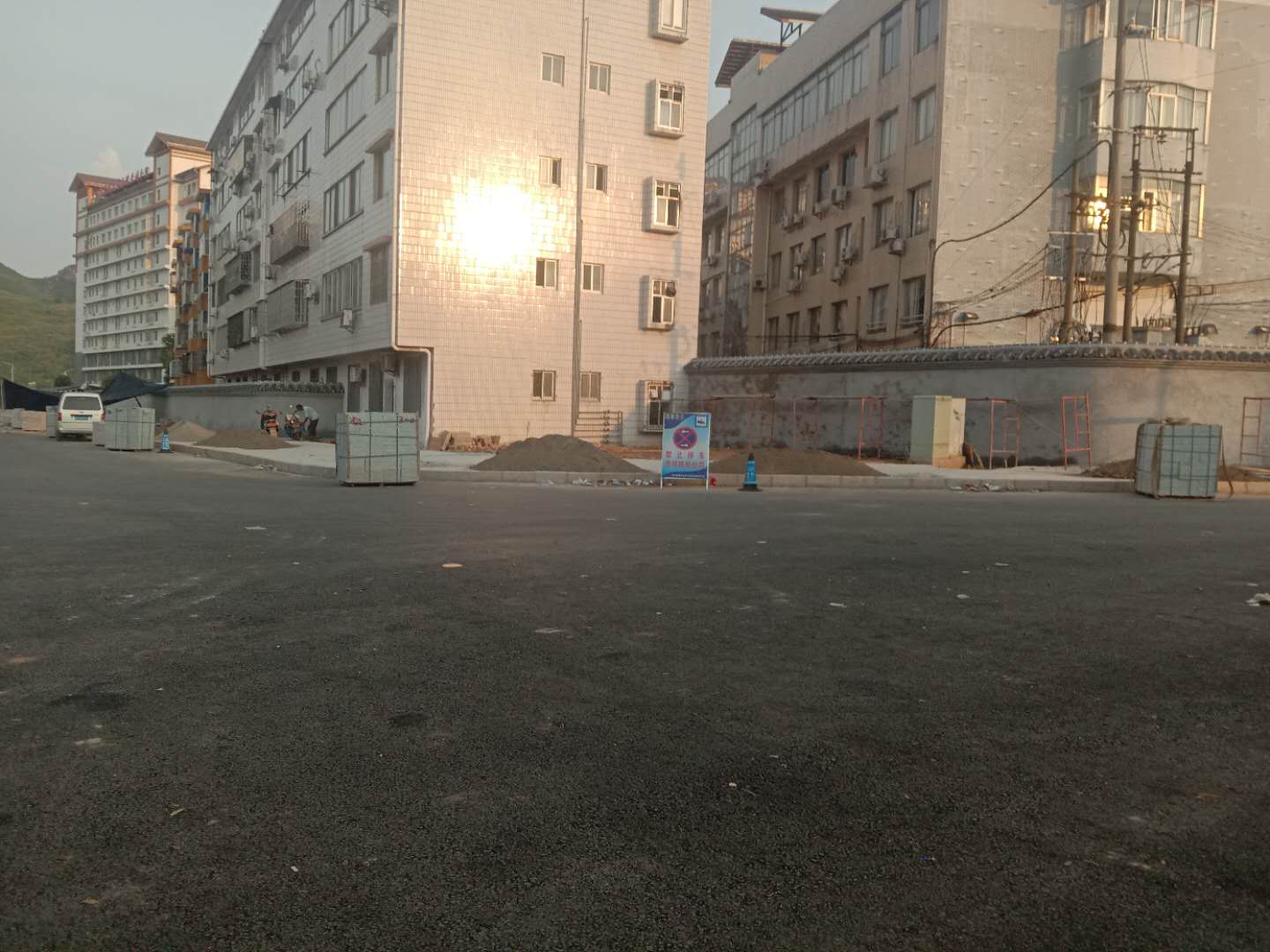 交警真的来了！乱停直接处罚794 / 作者:米老鼠和蓝精鼠v / 帖子ID:274673