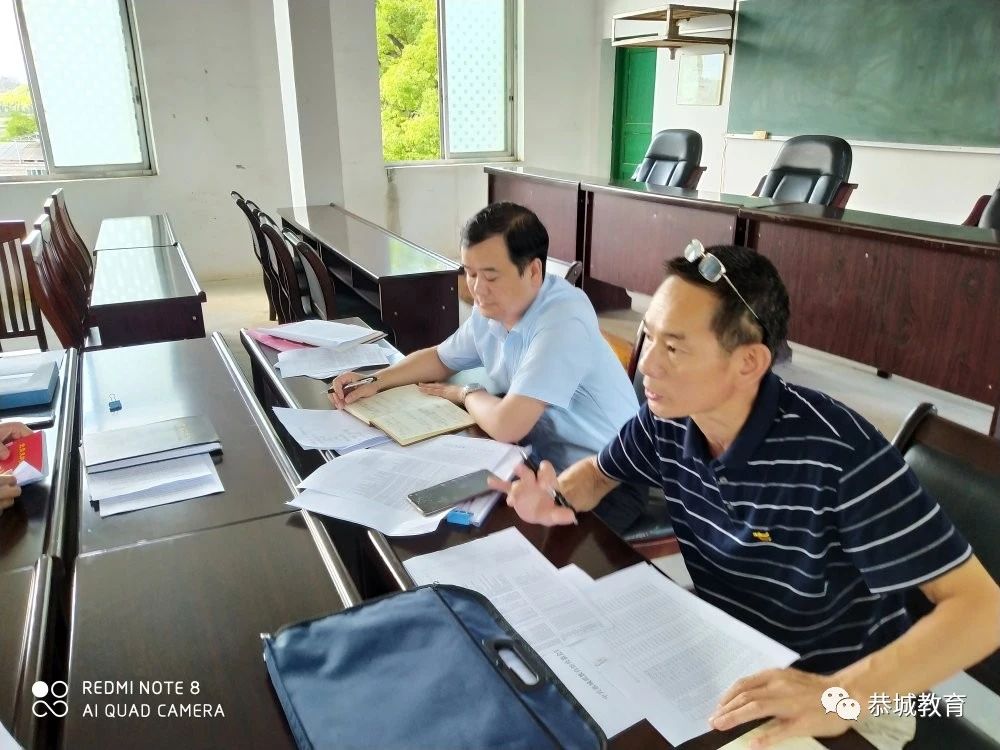 自治县委教育工委深入全县各级各类学校党支部检查指导党建工作931 / 作者:论坛小编04 / 帖子ID:274871