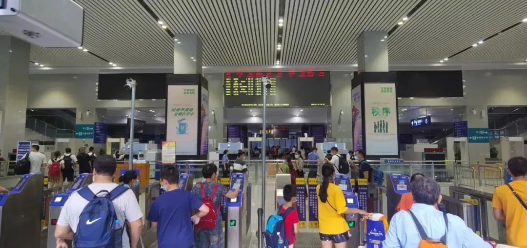 围观 | 闪亮登场！桂林火车站候车厅已正式投入使用496 / 作者:茶江余晖 / 帖子ID:274985