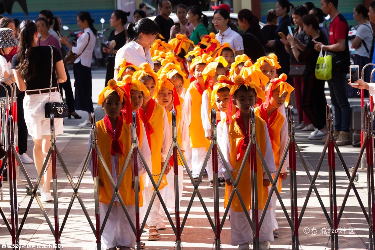 二零二零庚子岁秋季 县城第一中心小学文庙祭孔仪式及开笔典礼471 / 作者:论坛小编01 / 帖子ID:277091