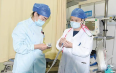 1岁娃被马大哈爸爸灌下9倍退烧药，结果悲剧了…335 / 作者:華大夫 / 帖子ID:277192