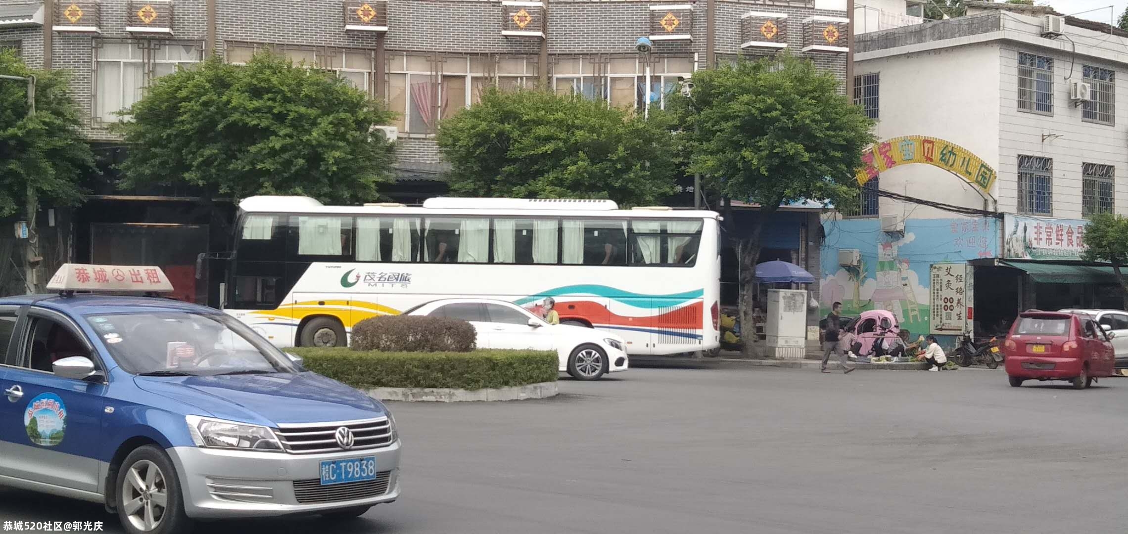 这么多大巴车，是从哪里来的，来做什么？194 / 作者:郭光庆 / 帖子ID:278644