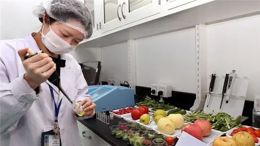 天和超市的乌鸡不合格被曝光！你买过吗？44 / 作者:普通人物怨 / 帖子ID:279832
