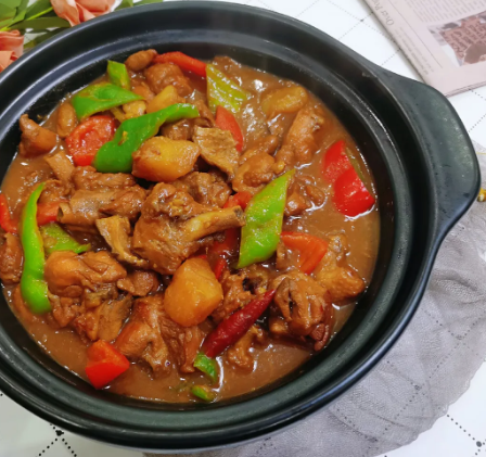 肉质细嫩，汤汁浓郁的黄焖鸡！配饭吃，真是太好吃了！770 / 作者:月光那么美 / 帖子ID:279979