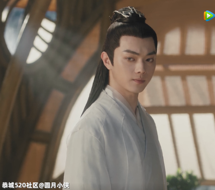 感觉头上顶了个万能充329 / 作者:圆月小侠 / 帖子ID:286286
