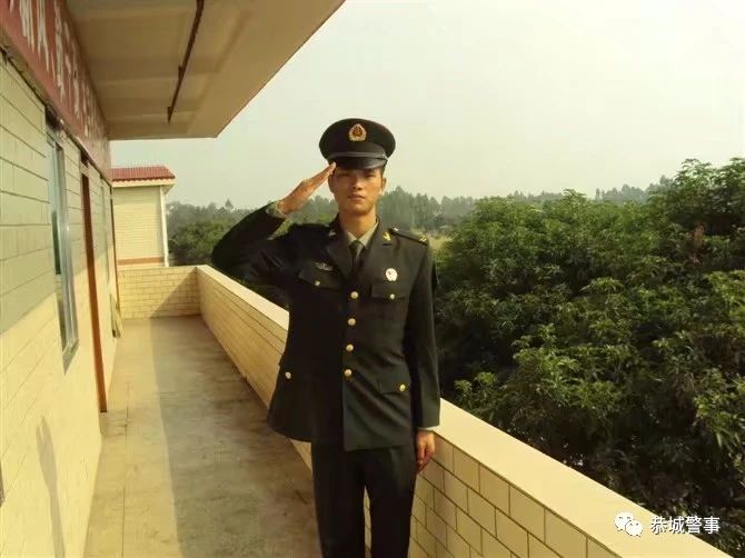 曾经的军人，如今的警察 | 八一建军节，听他们说……625 / 作者:论坛小编01 / 帖子ID:287614