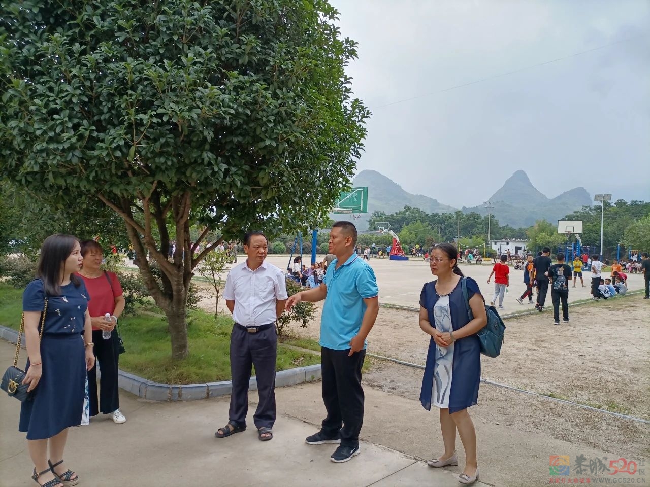情系教师节，关怀暖人心 | 县领导到各校开展教师节慰问活动640 / 作者:论坛小编01 / 帖子ID:288723