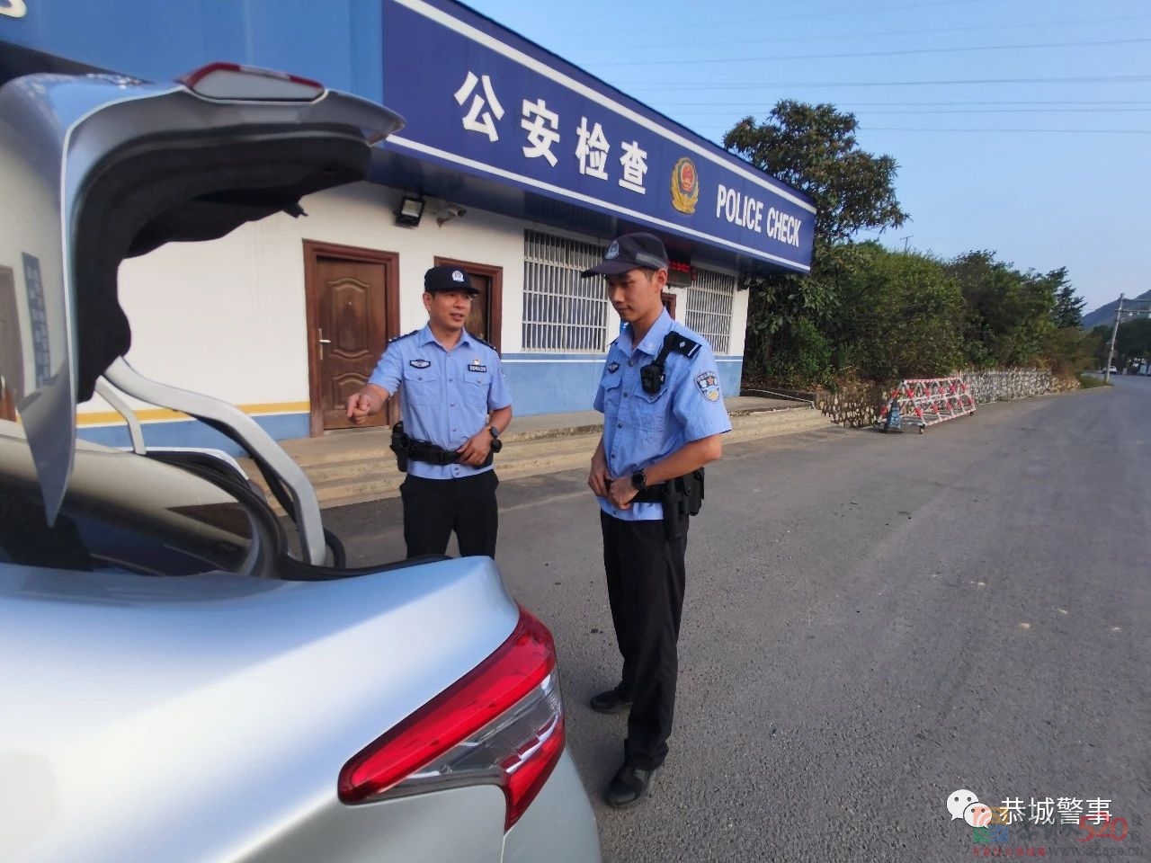 亦师亦友，亦兄亦父，从警路上，感谢有你！105 / 作者:论坛小编01 / 帖子ID:288776