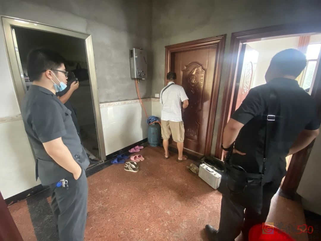 恭城法院“秋末执行风暴”首日告捷114 / 作者:论坛小编01 / 帖子ID:289004