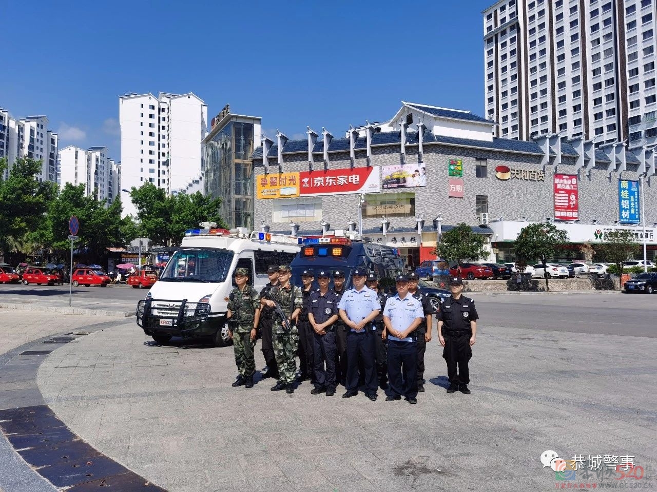 【中秋我在岗】你漫步花前月下  我负责守护平安438 / 作者:论坛小编01 / 帖子ID:289073