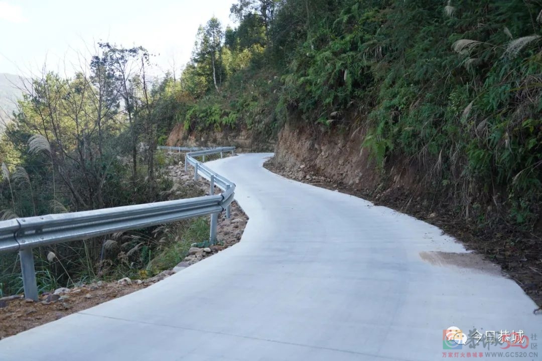 修路惠民生，提升群众满意度362 / 作者:论坛小编01 / 帖子ID:291639