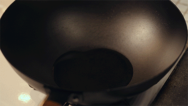 怕小海鲜们冷，洗白白盖上被子煮一煮。172 / 作者:爱生活爱美食 / 帖子ID:291689