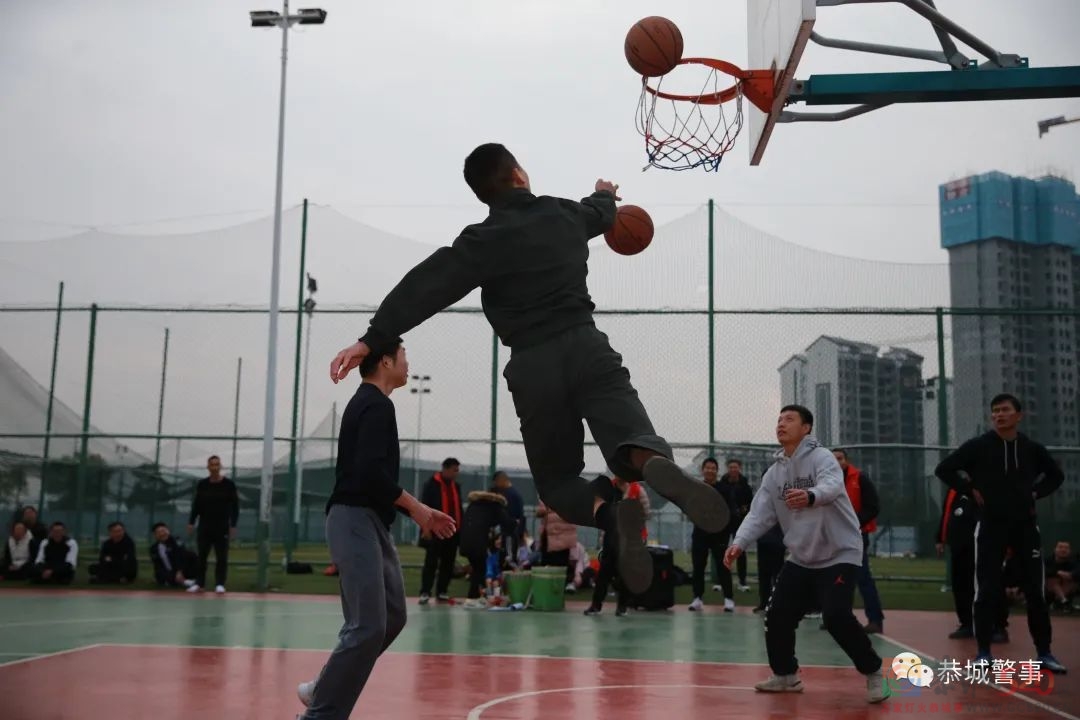 恭城公安2022年警体运动会开幕，各项赛事火热开场！306 / 作者:论坛小编01 / 帖子ID:292003