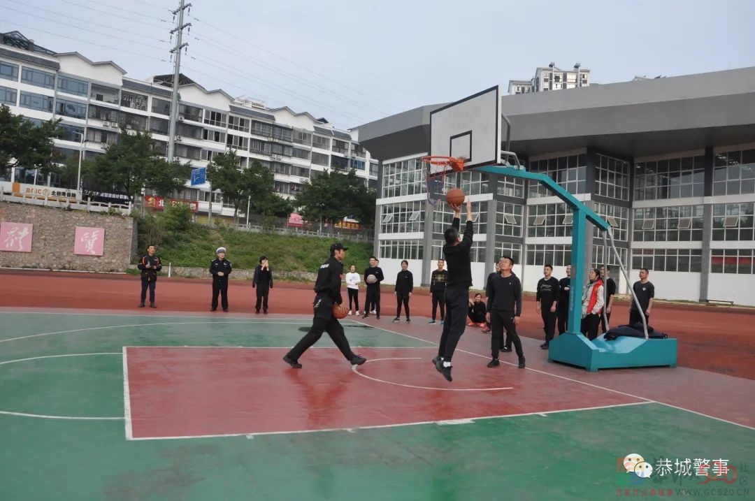 恭城公安2022年警体运动会开幕，各项赛事火热开场！997 / 作者:论坛小编01 / 帖子ID:292003