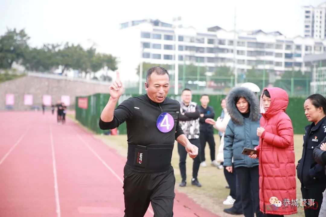 恭城公安2022年警体运动会开幕，各项赛事火热开场！362 / 作者:论坛小编01 / 帖子ID:292003
