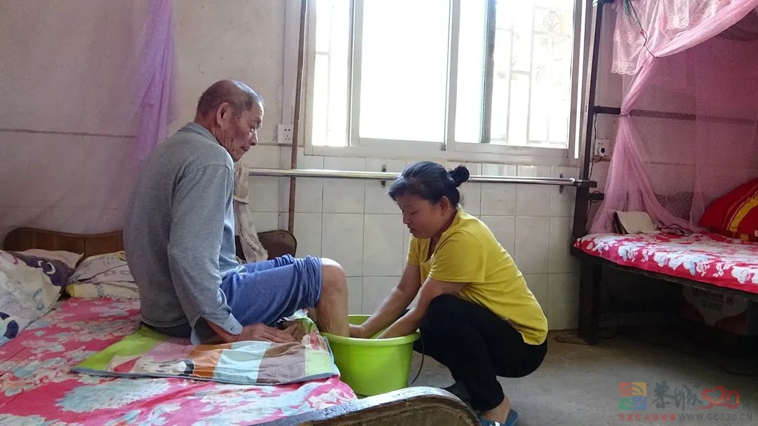 喜报：西岭镇下宋村陈碧霞家庭获“广西最美家庭”327 / 作者:论坛小编01 / 帖子ID:292043