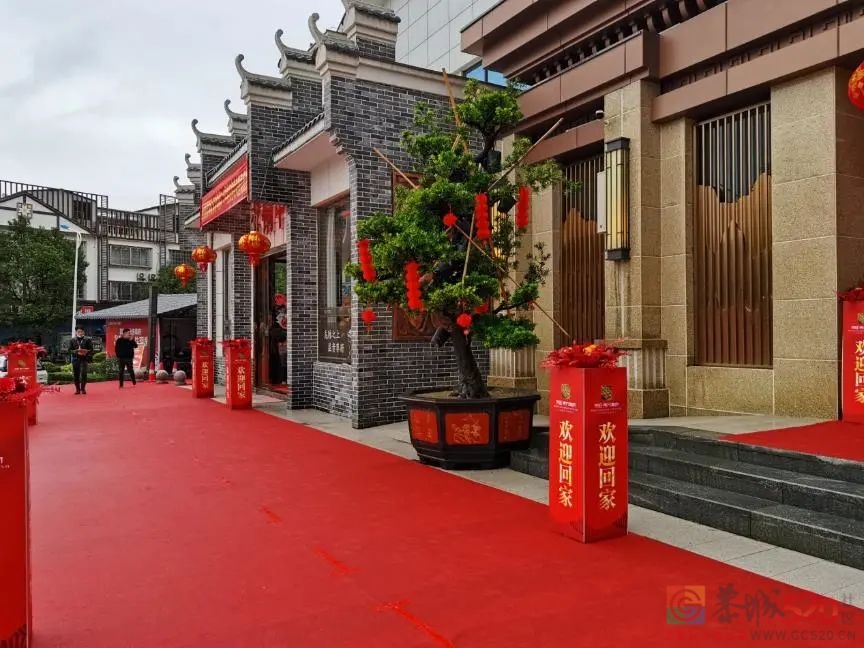 幸福起航  情满尊府——荣旺.东方尊府一期3、5栋交付庆典圆满成功！203 / 作者:分类小编 / 帖子ID:292261