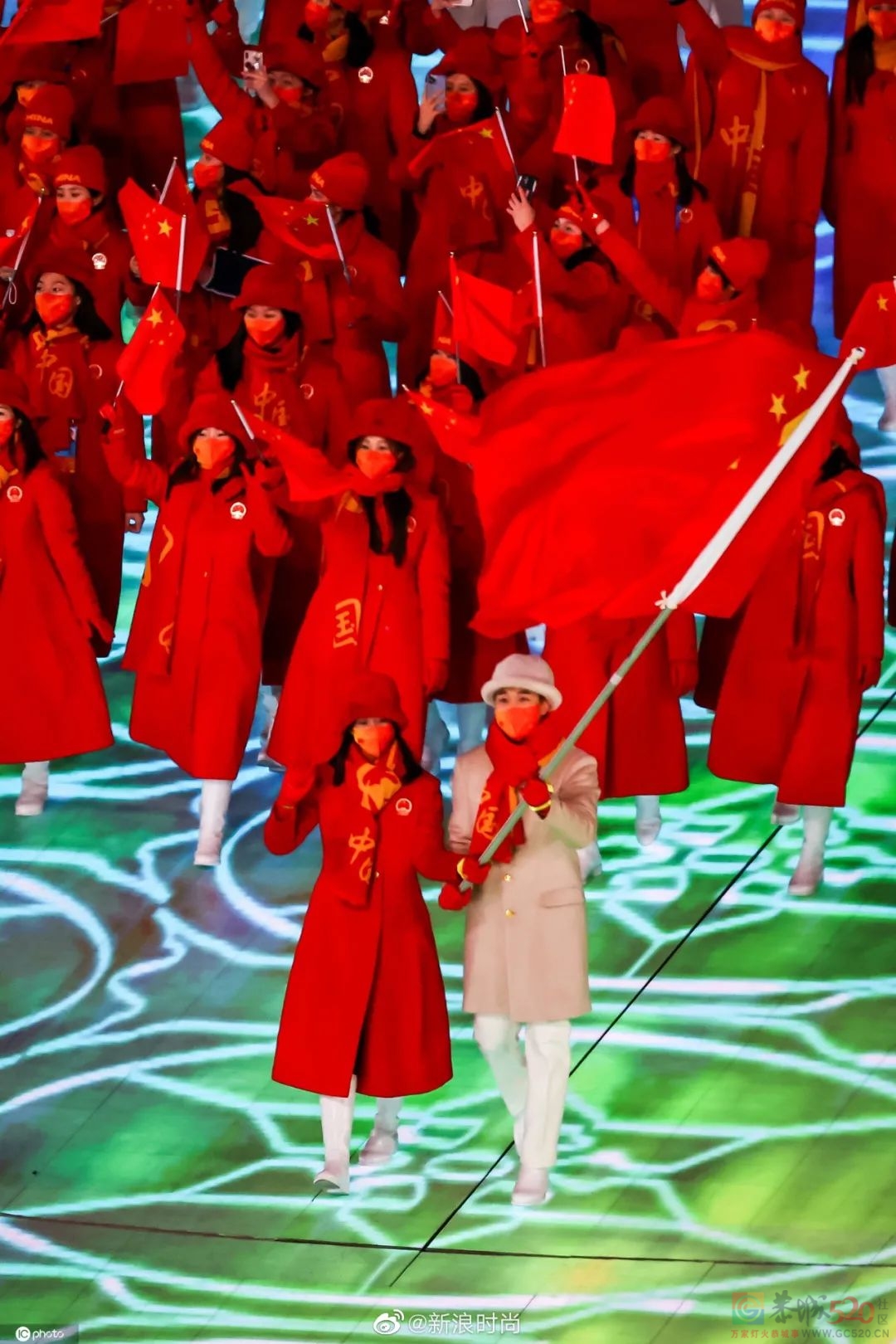冬奥会羽绒服时尚大赏，各国运动员都穿什么牌子咧？348 / 作者:登山涉水 / 帖子ID:292597