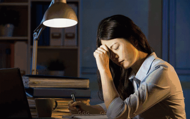 医生终于说出了熬夜的7大“好处”962 / 作者:健康小天使 / 帖子ID:292991