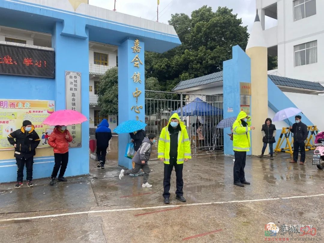 护航开学季 | 开学啦！ 警察蜀黍也来“报到”啦77 / 作者:论坛小编01 / 帖子ID:293054