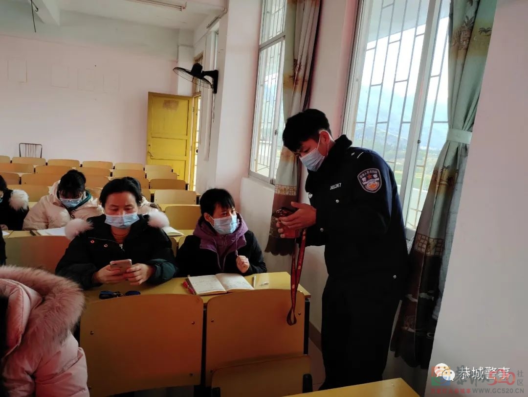 护航开学季 | 开学啦！ 警察蜀黍也来“报到”啦931 / 作者:论坛小编01 / 帖子ID:293054