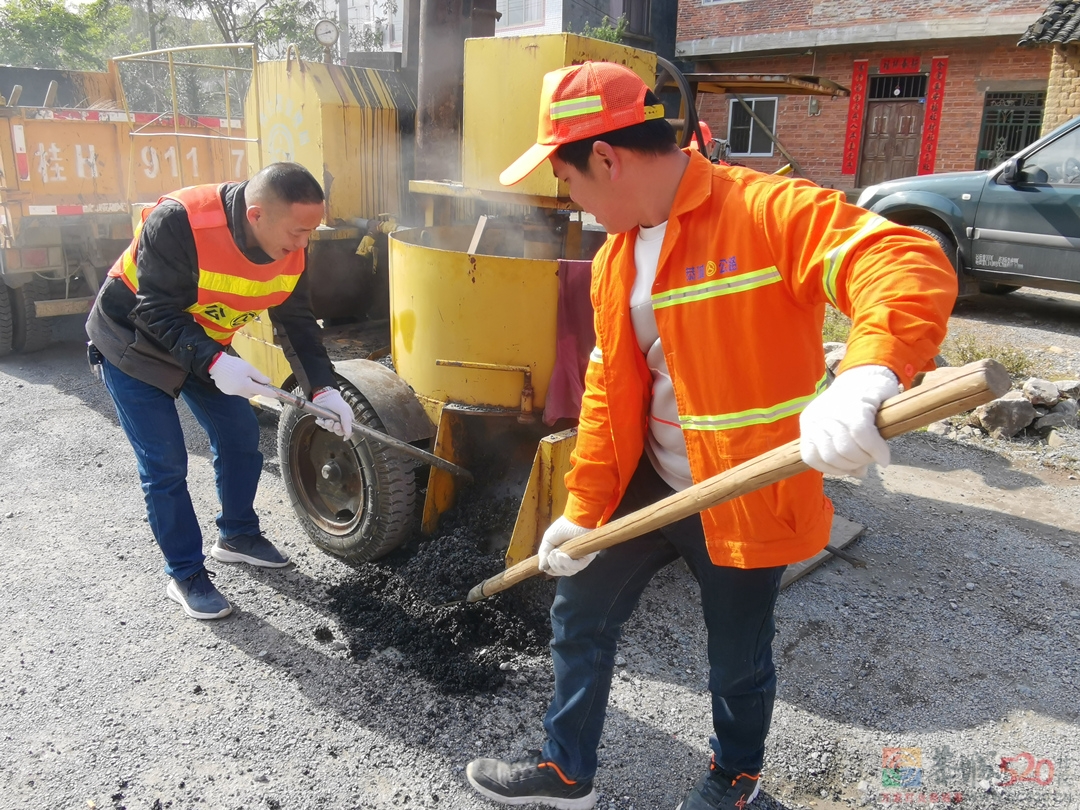 平安路口这段路开始修了750 / 作者:公路美学 / 帖子ID:293152
