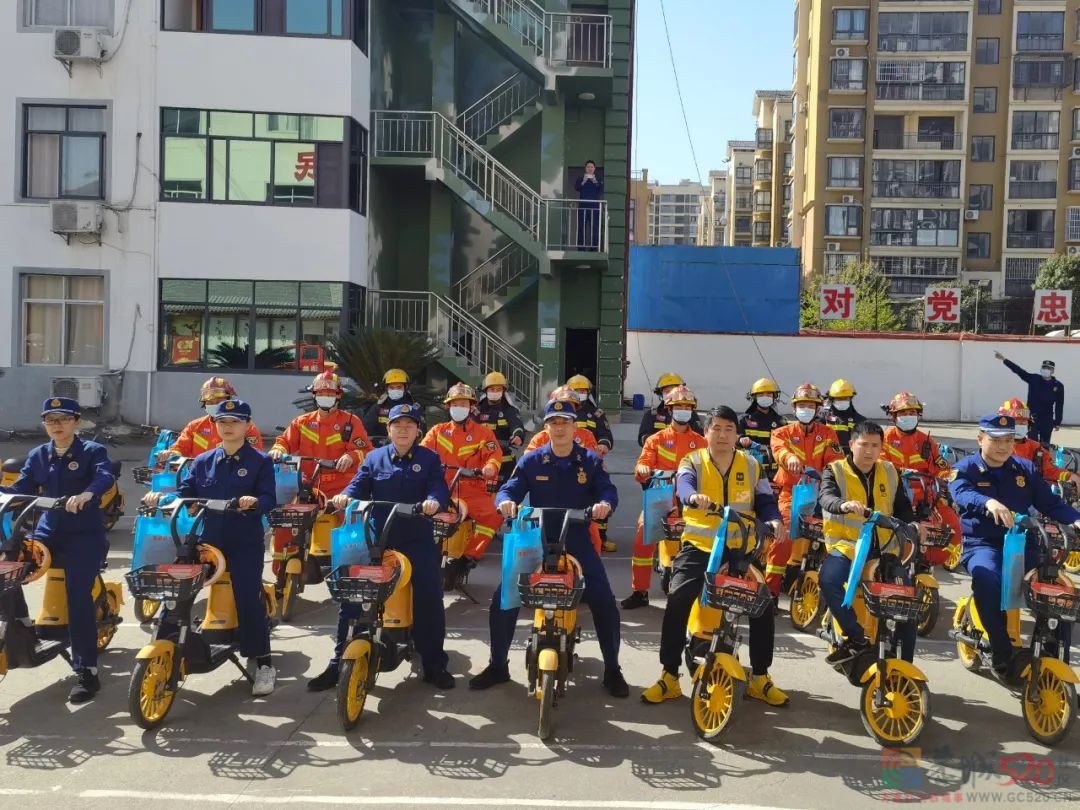 滴！“蓝朋友”骑上“小黄车”，赶着去干这事！735 / 作者:论坛小编01 / 帖子ID:293524
