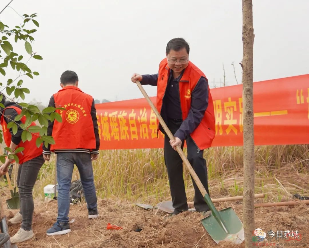瑶乡大地树遍野 绿水青山带笑颜414 / 作者:论坛小编01 / 帖子ID:293545