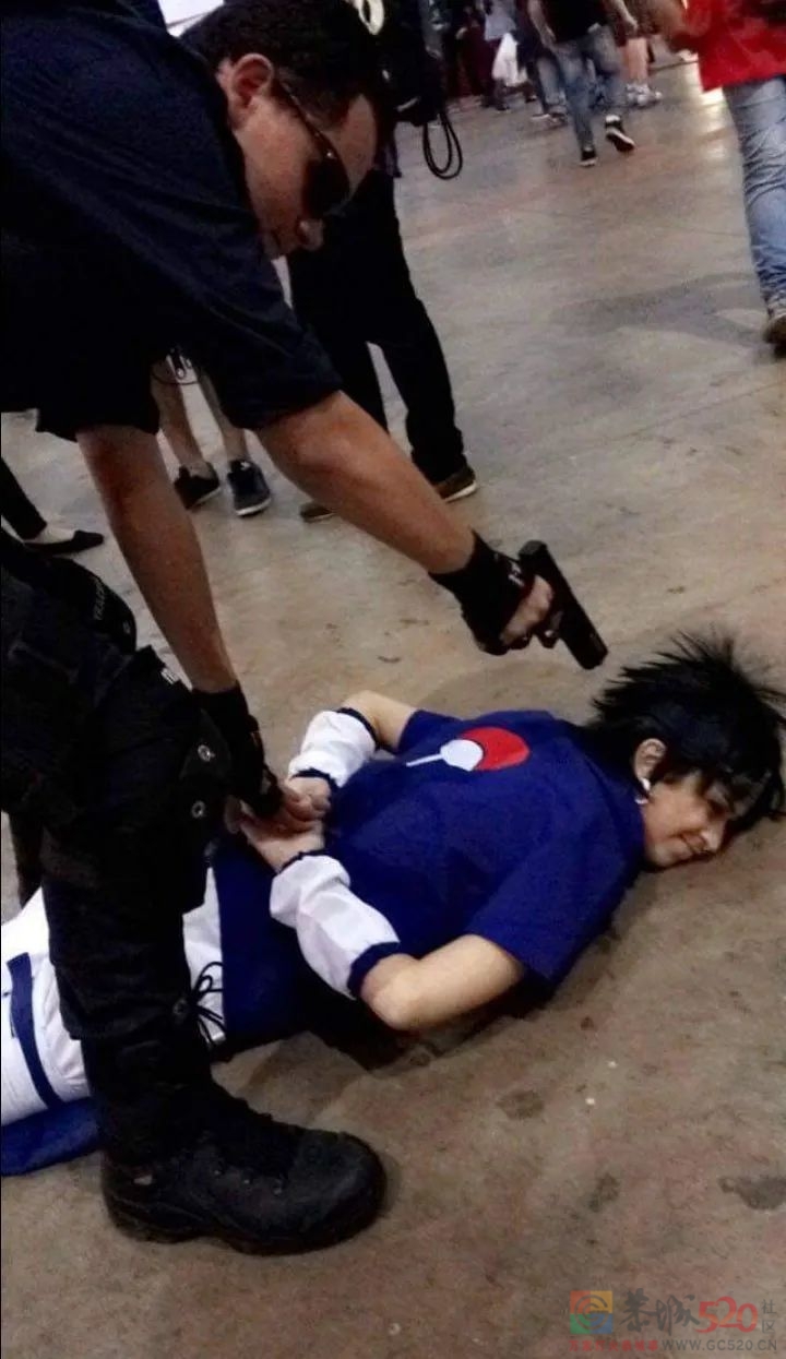 “因为cosplay灭霸太像了，我被当场逮捕”437 / 作者:儿时的回忆 / 帖子ID:294581