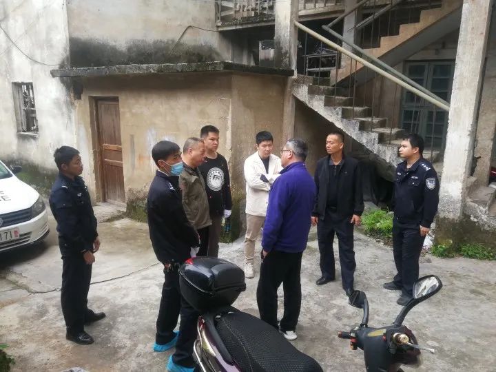 轰动恭城的金店被盗案，警方48小时破案，细节曝光！773 / 作者:论坛小编01 / 帖子ID:295498