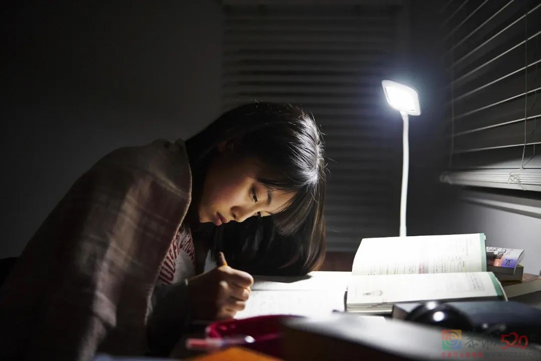 硕博生涌入县城之后389 / 作者:儿时的回忆 / 帖子ID:295836