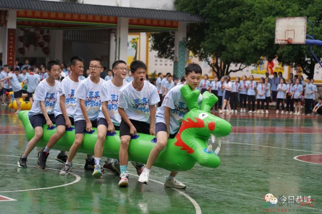 童心永恒 快乐成长874 / 作者:论坛小编01 / 帖子ID:295986