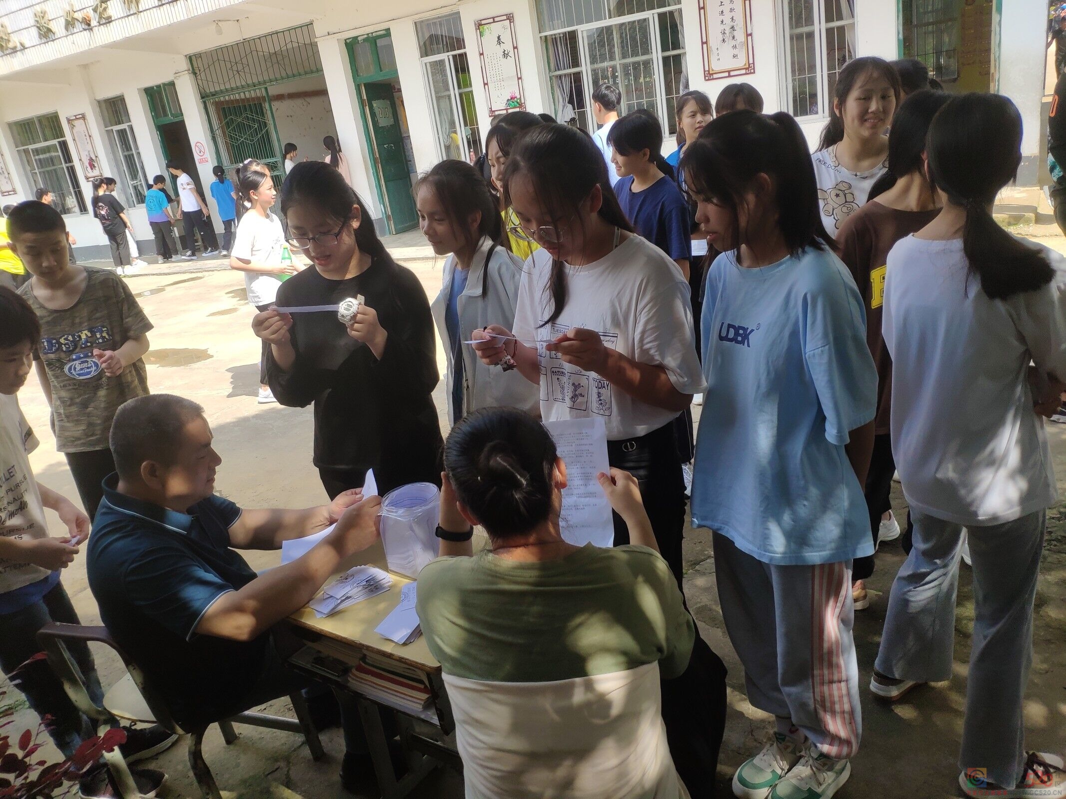 喜迎二十大，奋进新征程——东寨初级中学开展欢乐庆六一系列活动871 / 作者:论坛小编01 / 帖子ID:296023