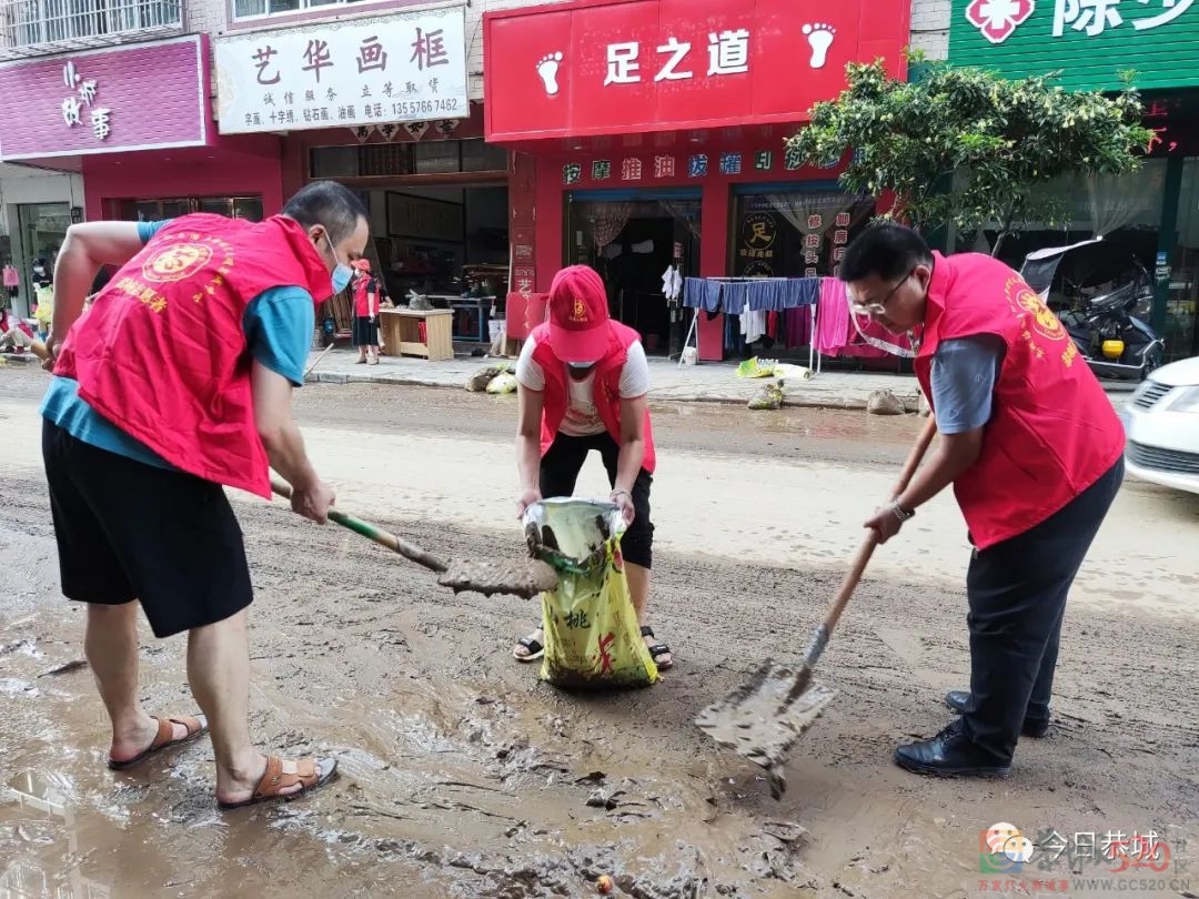 我县各单位积极投入到灾后重建工作629 / 作者:论坛小编01 / 帖子ID:296700