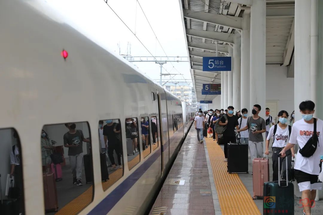 桂林高校学子回家可坐“专车”！786 / 作者:论坛小编01 / 帖子ID:296861