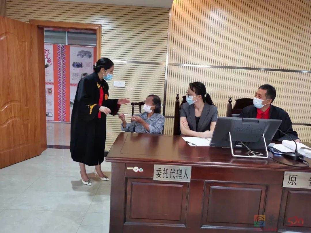 八旬老人状告儿子孙女  法院温情调解弥合亲情375 / 作者:论坛小编01 / 帖子ID:297703