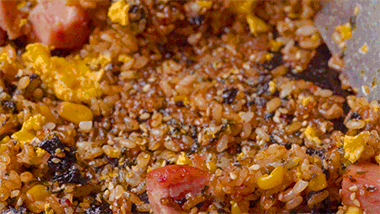 累吗？我炒一碗梦中情饭给你吃。455 / 作者:爱生活爱美食 / 帖子ID:299608