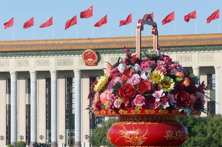 这是今晨的人民大会堂！23 / 作者:登山涉水 / 帖子ID:300394