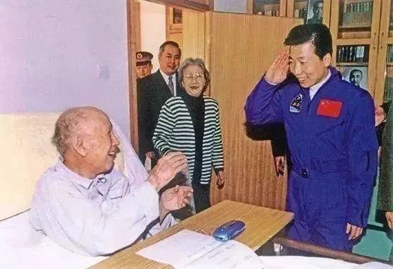 今天，缅怀钱学森！917 / 作者:登山涉水 / 帖子ID:300869