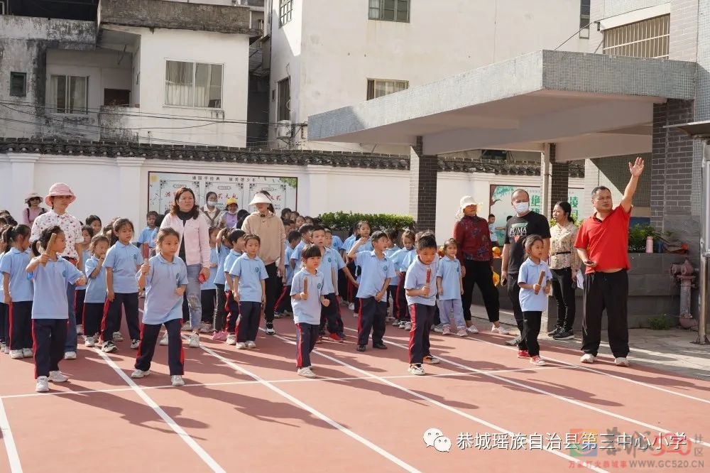 童心向阳 ，活力四射——2022年恭城三小民乐校区首届田径运动会709 / 作者:论坛小编01 / 帖子ID:300969