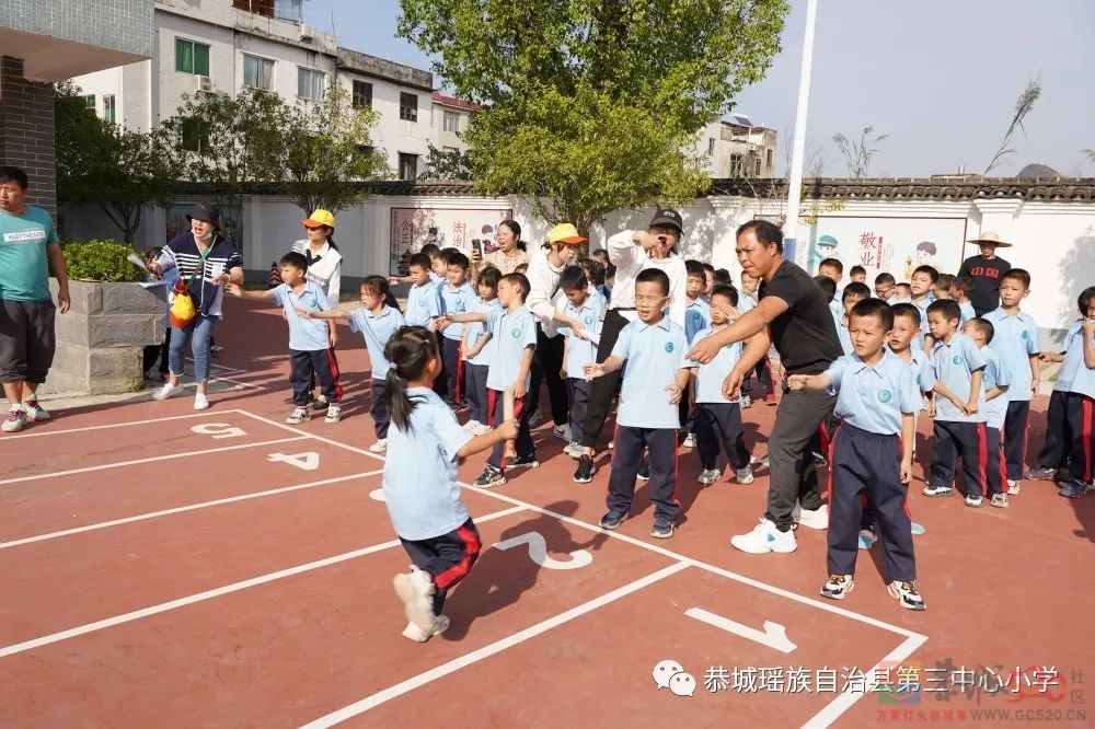 童心向阳 ，活力四射——2022年恭城三小民乐校区首届田径运动会604 / 作者:论坛小编01 / 帖子ID:300969