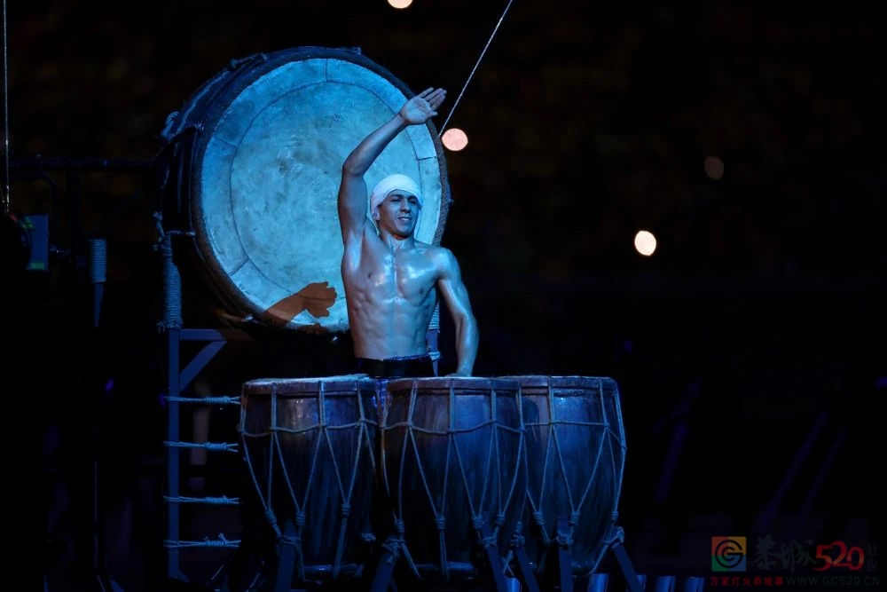 世界杯开幕式高清大图来了！532 / 作者:登山涉水 / 帖子ID:301610