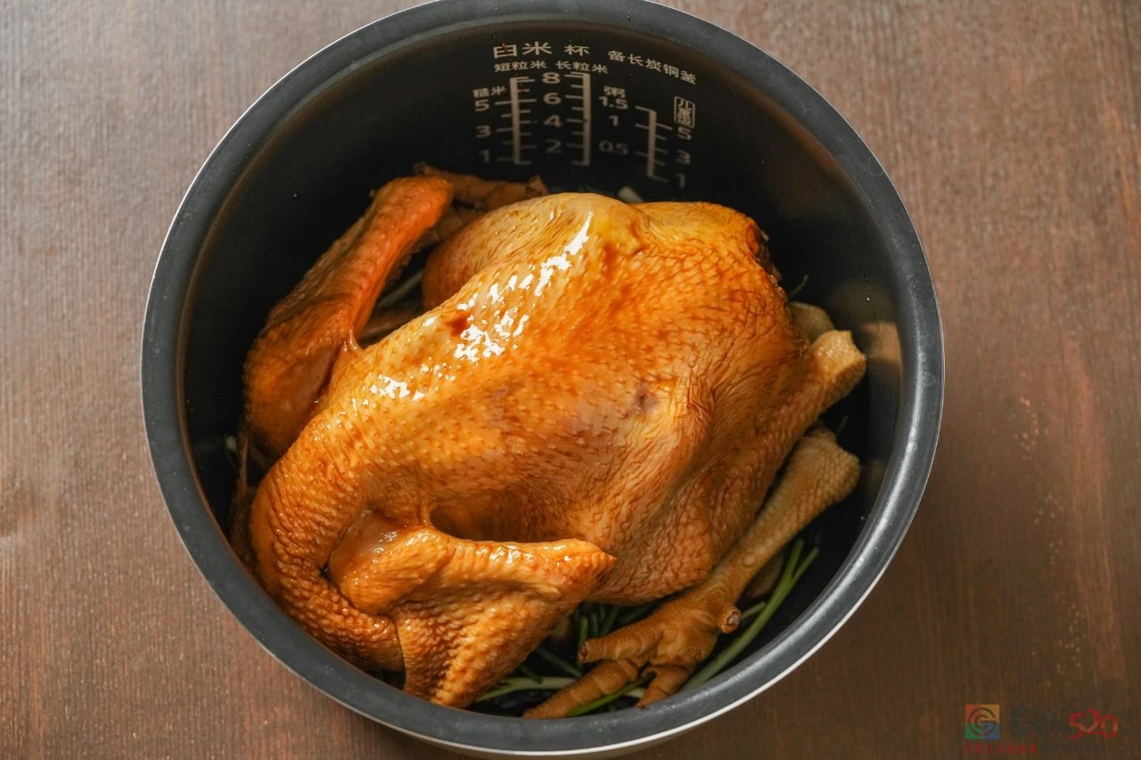 用电饭煲做这个，不加一滴水，多汁到哭泣。726 / 作者:爱生活爱美食 / 帖子ID:301624
