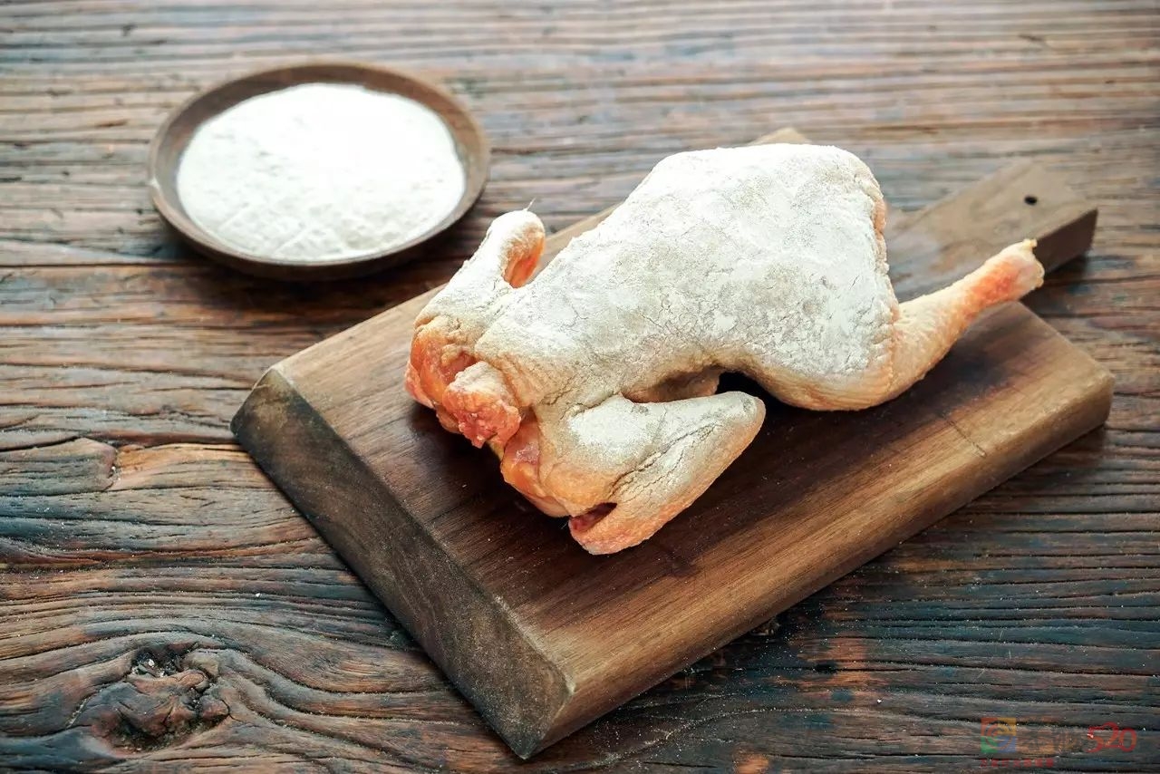 用电饭煲做这个，不加一滴水，多汁到哭泣。789 / 作者:爱生活爱美食 / 帖子ID:301624