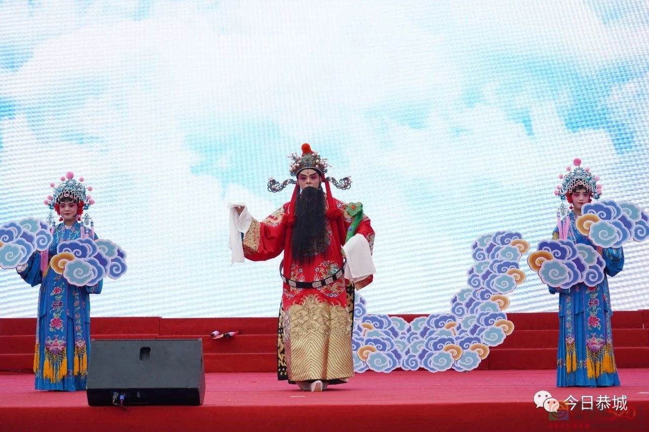 恭城瑶族自治县民族中学举行建校20周年庆祝大会365 / 作者:论坛小编01 / 帖子ID:301679