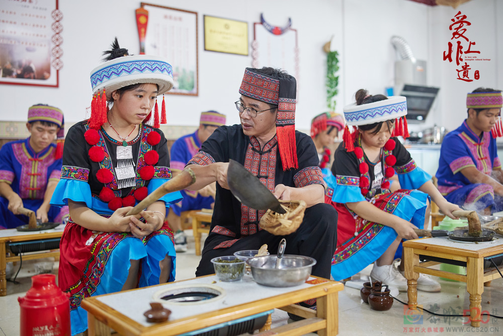 瑶乡油茶芳声远 酽香入味“爽神汤”219 / 作者:论坛小编01 / 帖子ID:302050