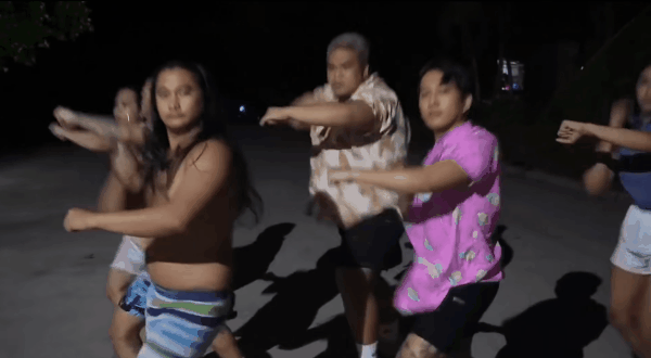 放弃《孤勇者》后，小学生开始用“电摇”作为新的接头暗号937 / 作者:儿时的回忆 / 帖子ID:302576