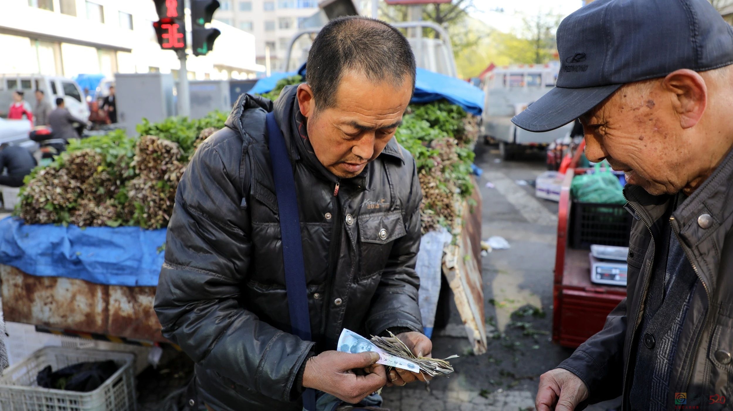 弥漫在县城里的财富焦虑63 / 作者:儿时的回忆 / 帖子ID:303791